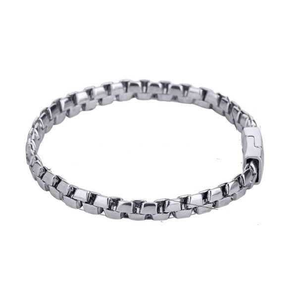 צמיד טיטניום בעבודת יד לגבר